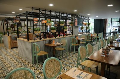 Seating Aryan Family’s Delight, Gomti Nagar, Lucknow